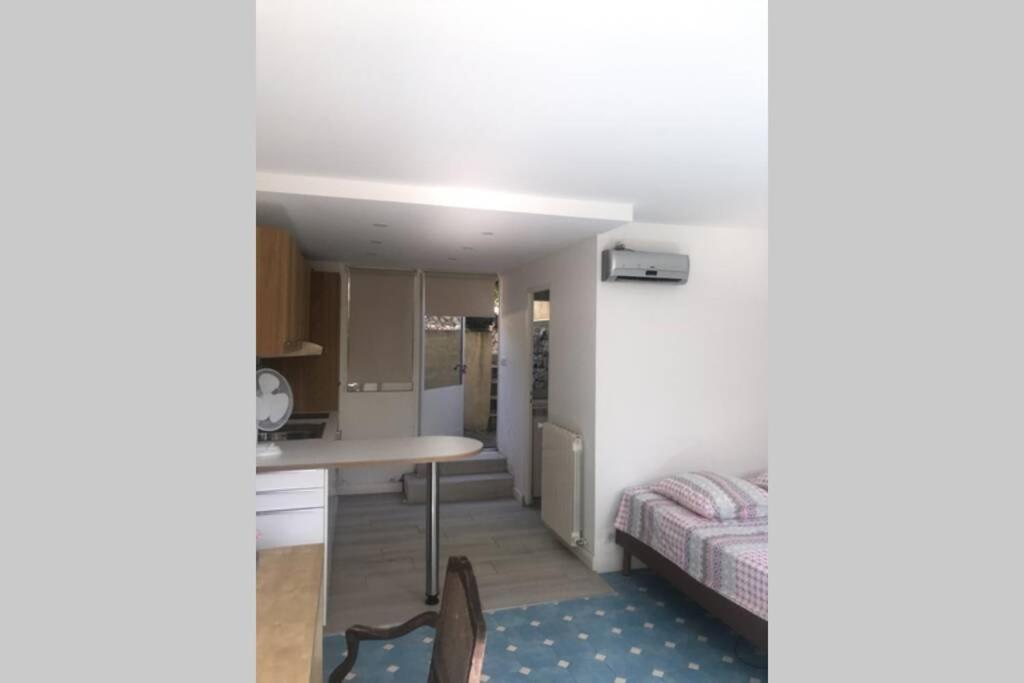Appartement Joli studio au Mont St Clair avec vue sur la Mer à Sète Extérieur photo