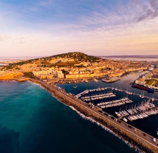 Appartement Joli studio au Mont St Clair avec vue sur la Mer à Sète Extérieur photo